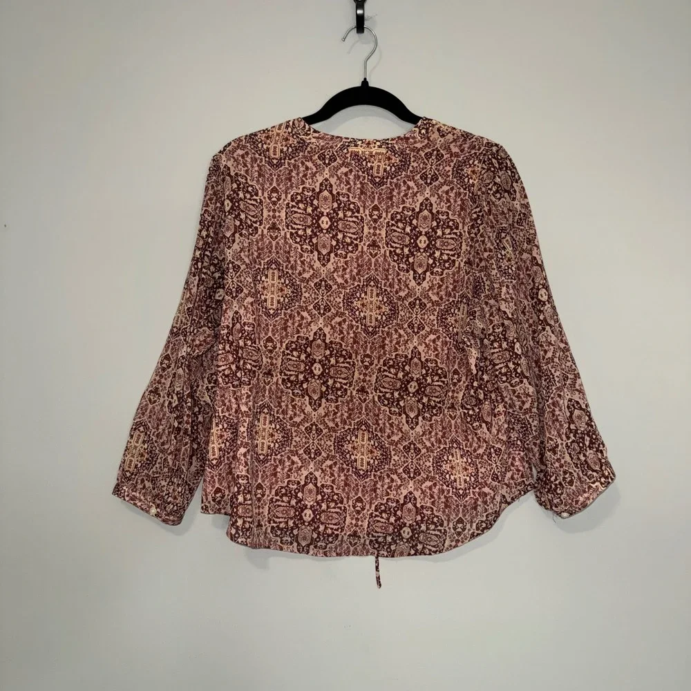 Madewell ornate medallion